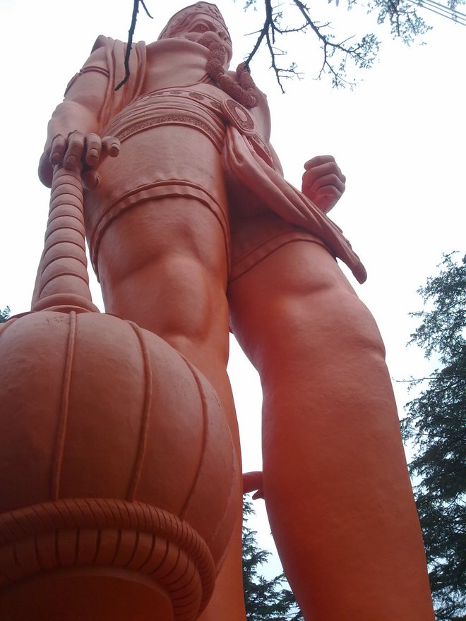 Jakhoo_mandir_statue_of_hanuman