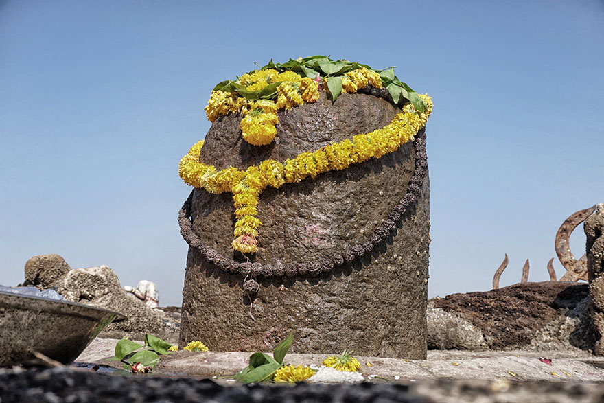 Miraculous Shiva Temple Situated Near Bhava Nagar in Arabian Sea at Gujarat